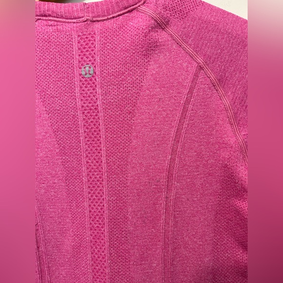 LULULEMON Swiftly Tech Short Sleeve - Picture 4 of 11